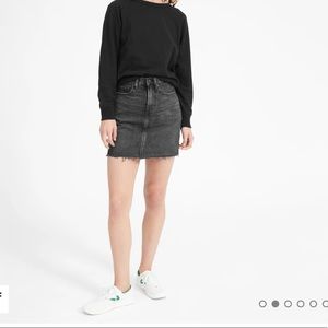 Everlane The Denim Skirt, Sz 24
